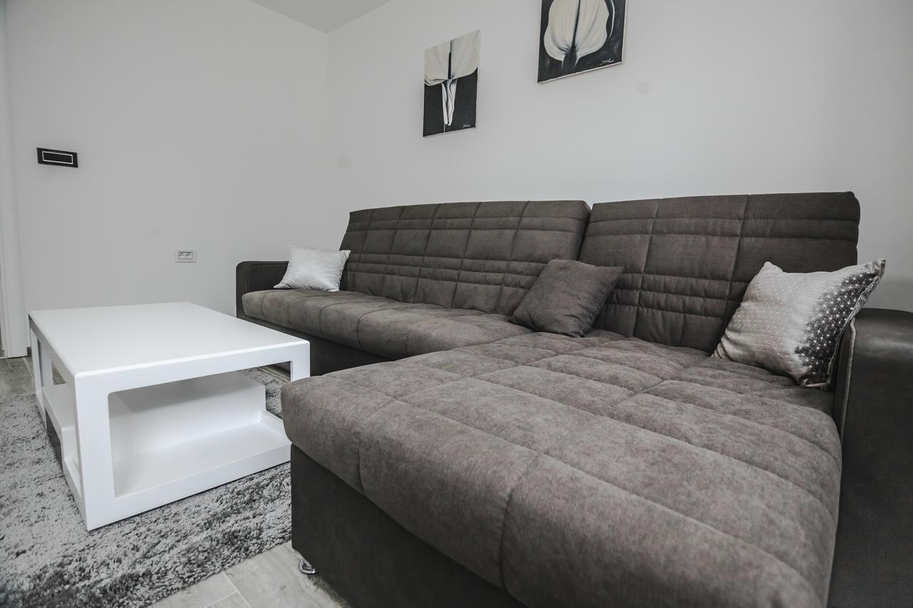 Kristal Apartmani Arandelovac Exterior photo